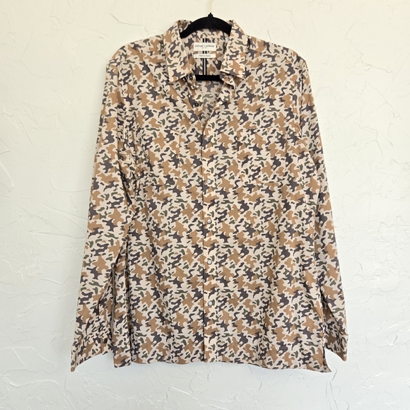 Crosby & Howard Camo Stretch Fabric Button Up Top - Picture 2 of 8